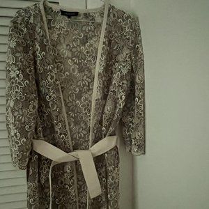 Long lace golden jacket